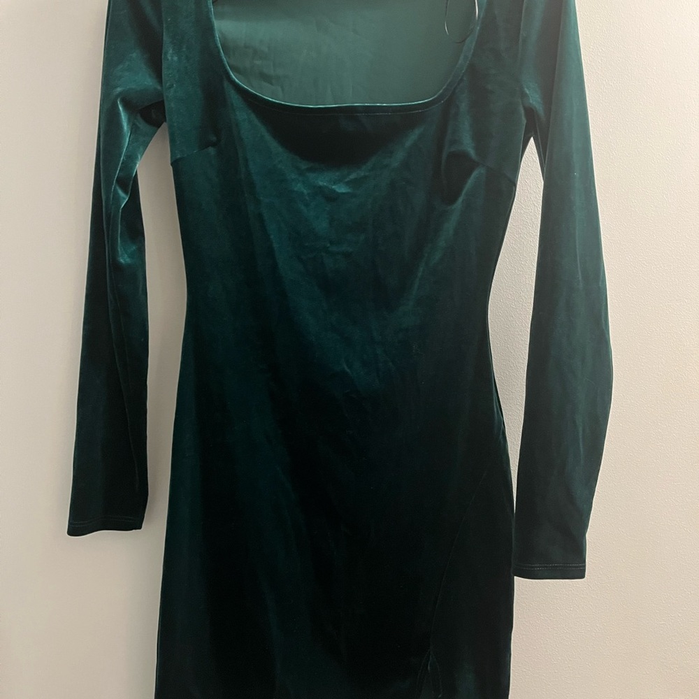 Lovely Day Emerald Velvet Long Sleeve Dress (size S)